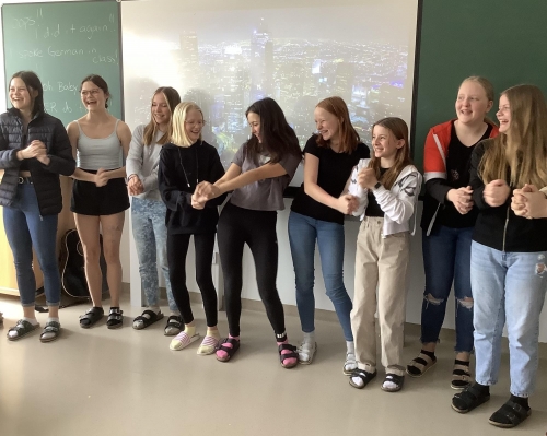 Englisch-Projekt der 3. Klassen mit Harry Bell